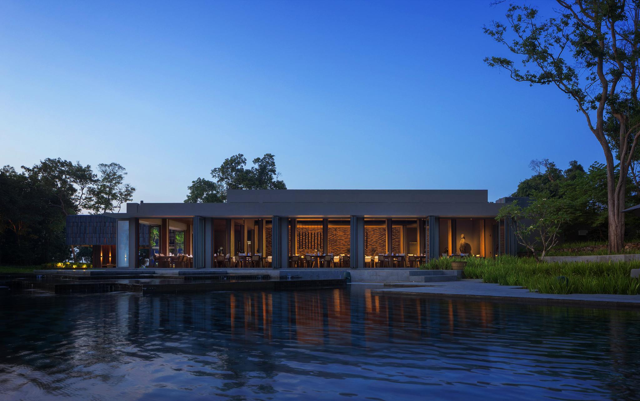 Ngoại cảnh khách sạn