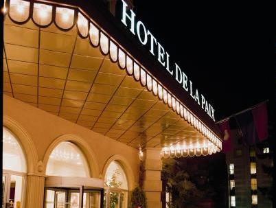 Ngoại cảnh khách sạn