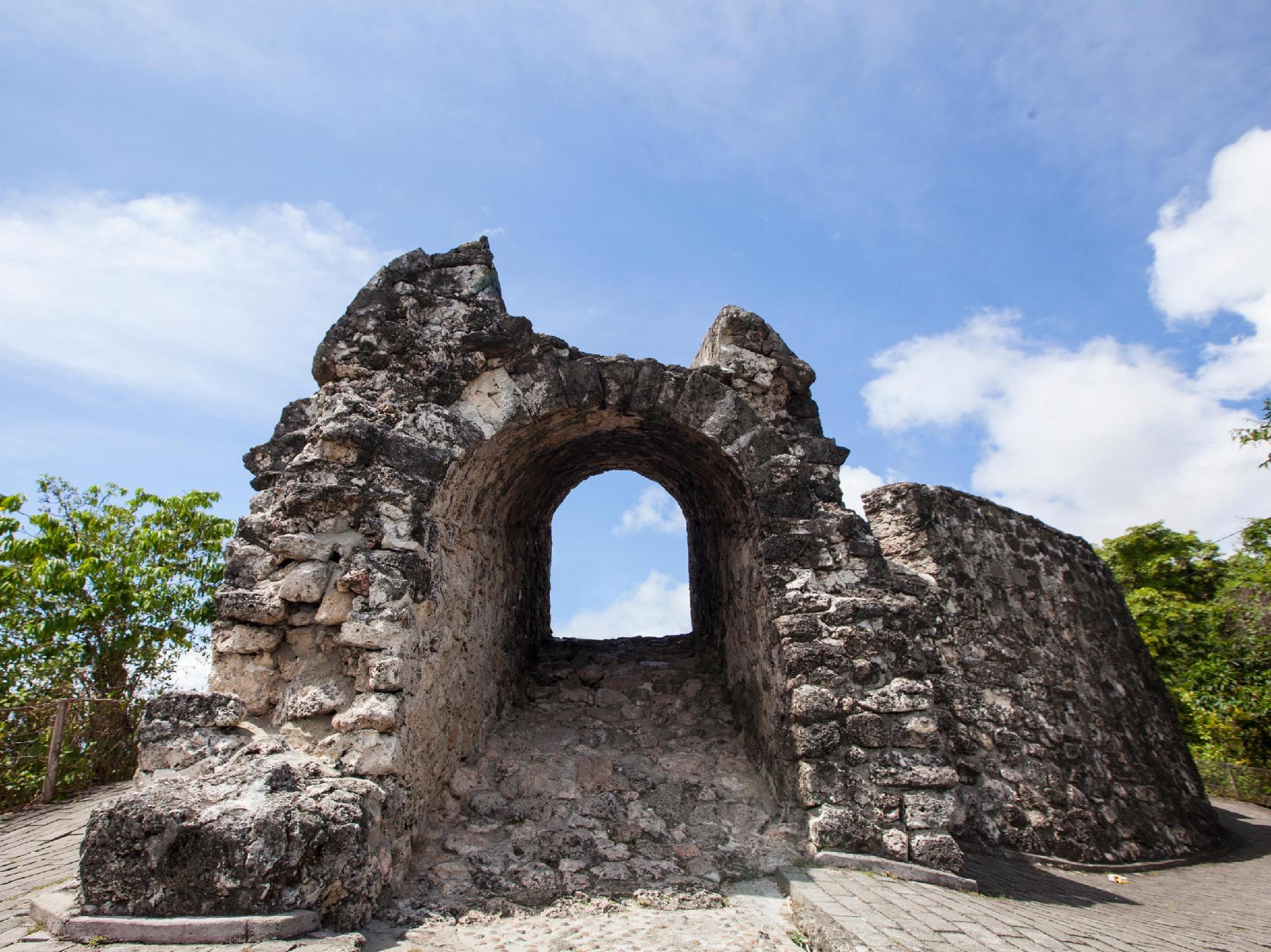 Nơi tham quan gần đây