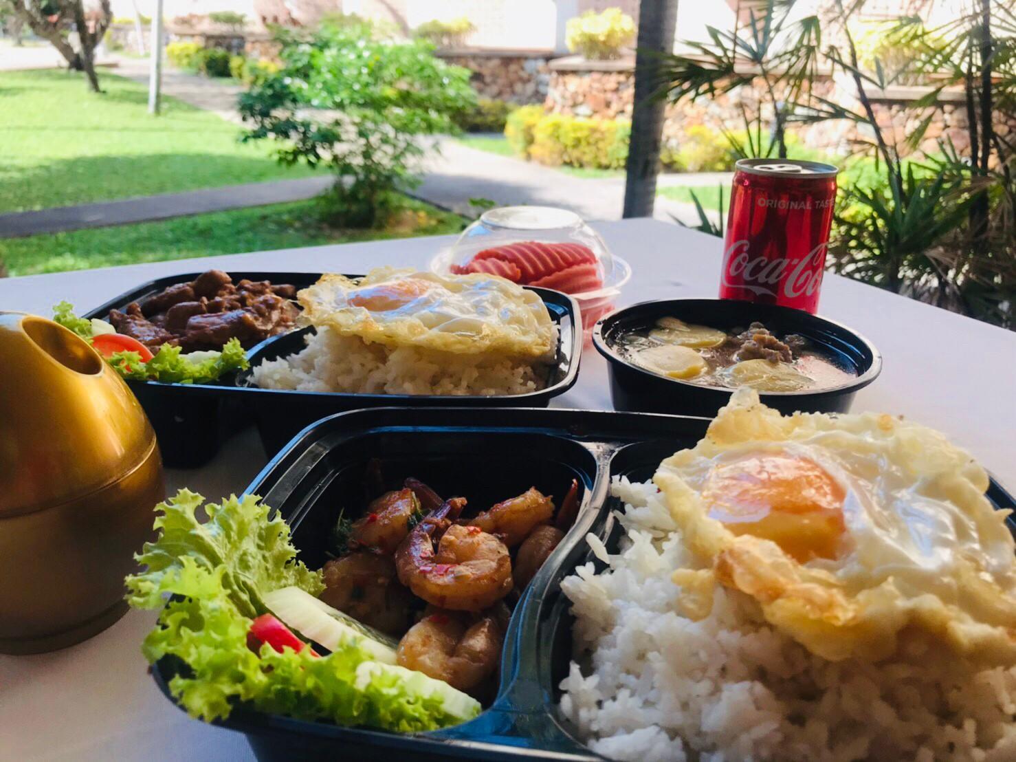 Đồ ăn và thức uống