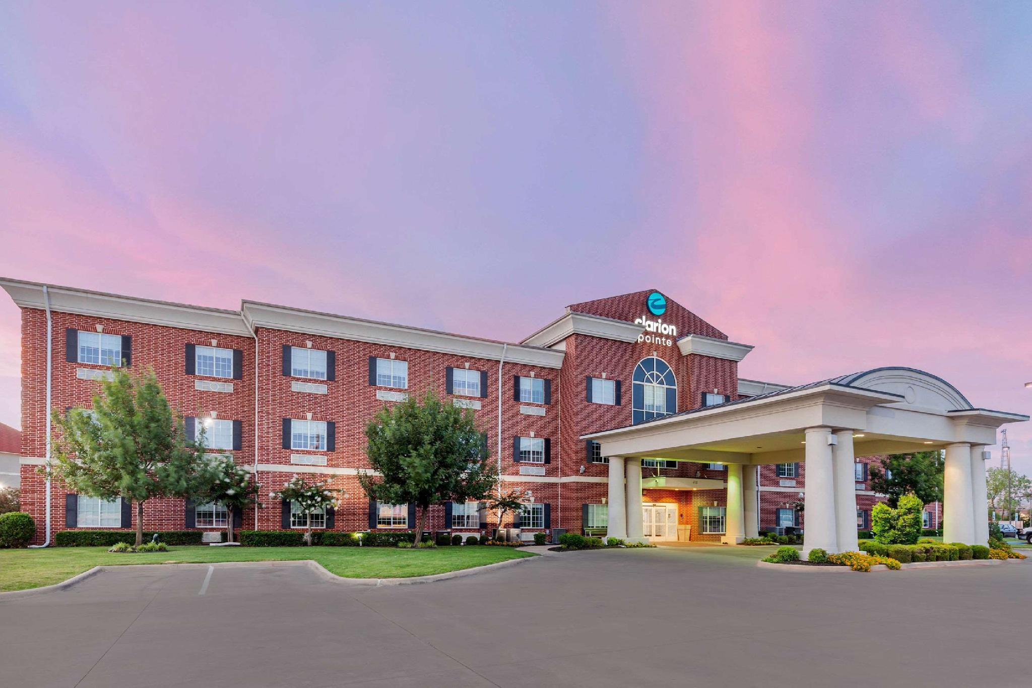 Ngoại cảnh khách sạn