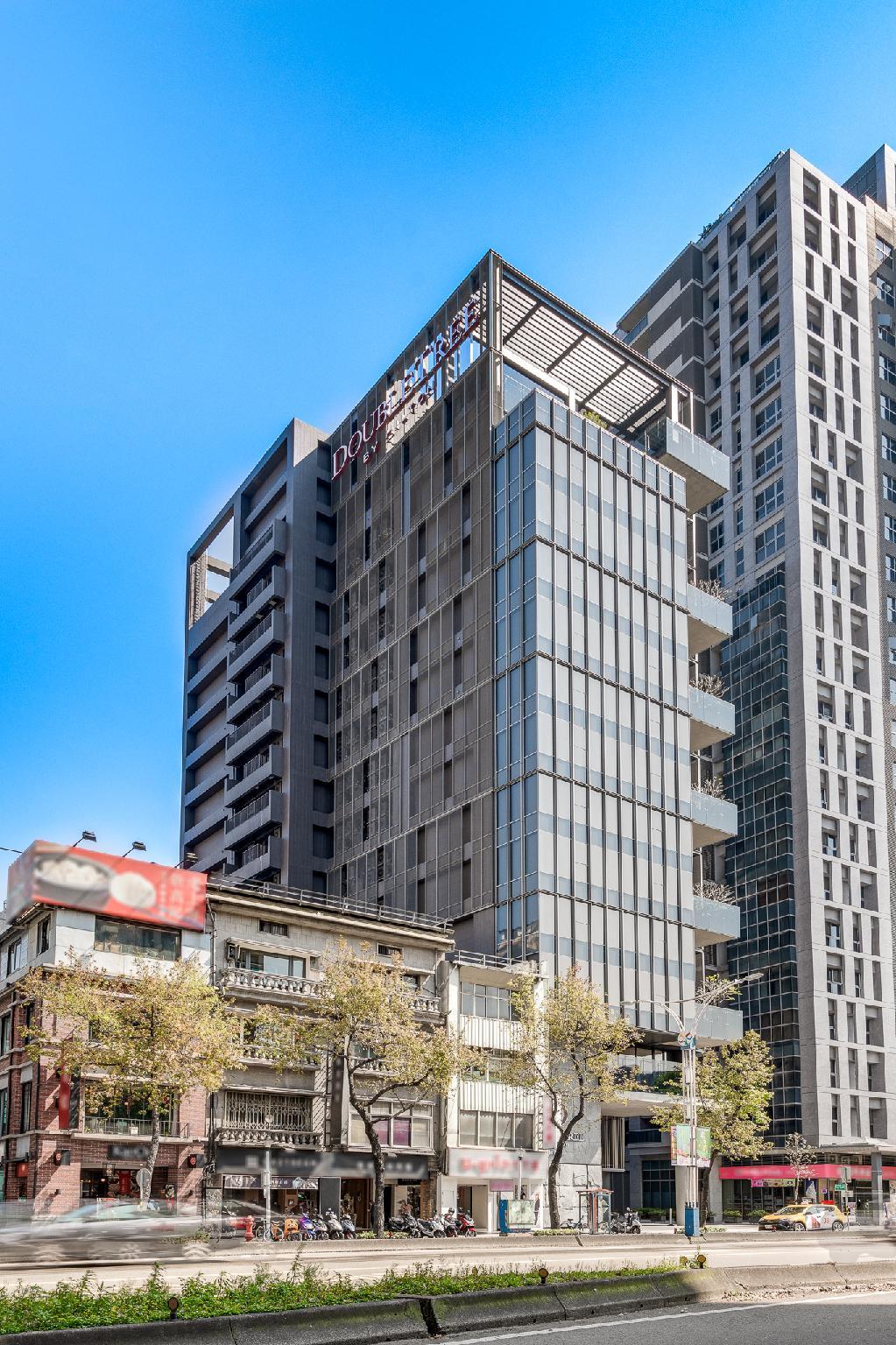 Ngoại cảnh khách sạn