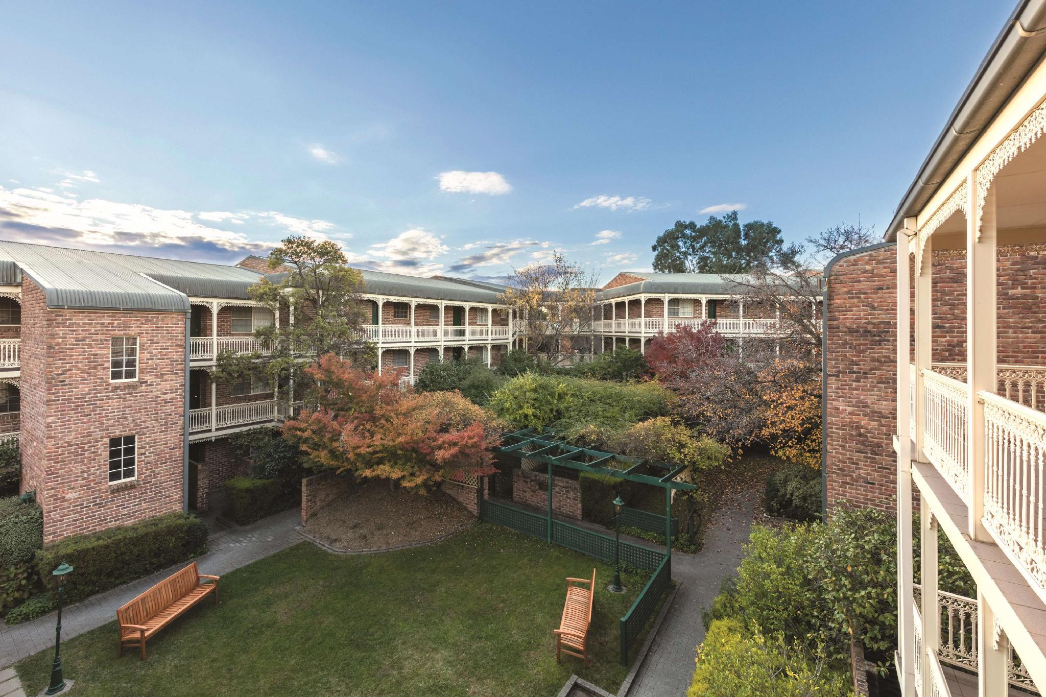 Ngoại cảnh khách sạn