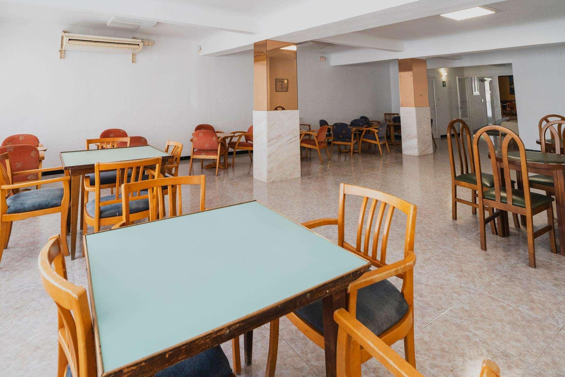 Trung tâm hội nghị