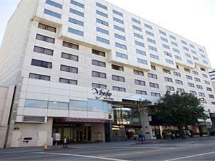 Ngoại cảnh khách sạn