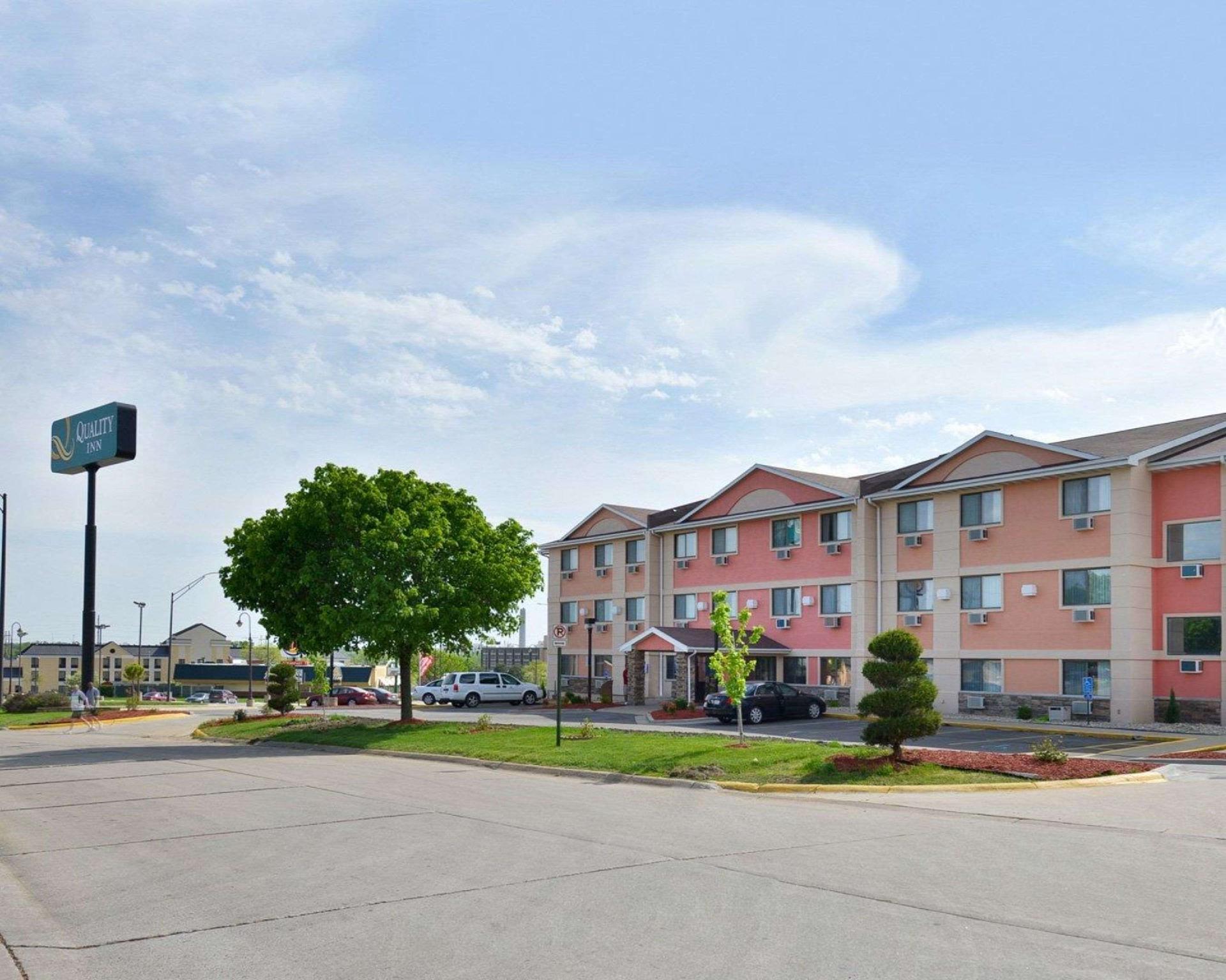 Ngoại cảnh khách sạn