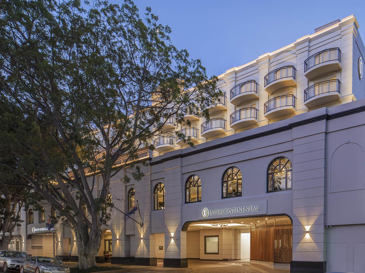 Ngoại cảnh khách sạn