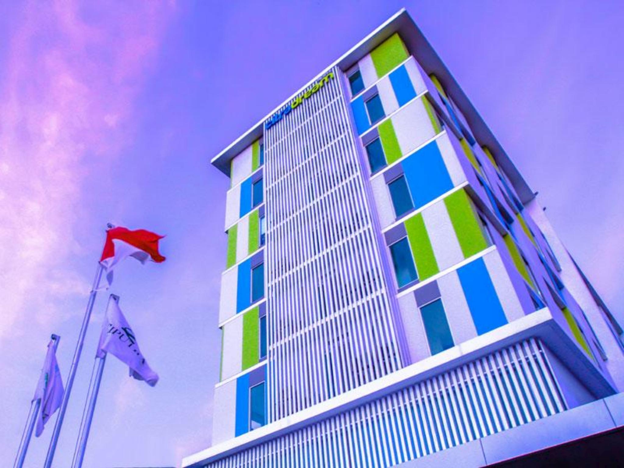 Ngoại cảnh khách sạn