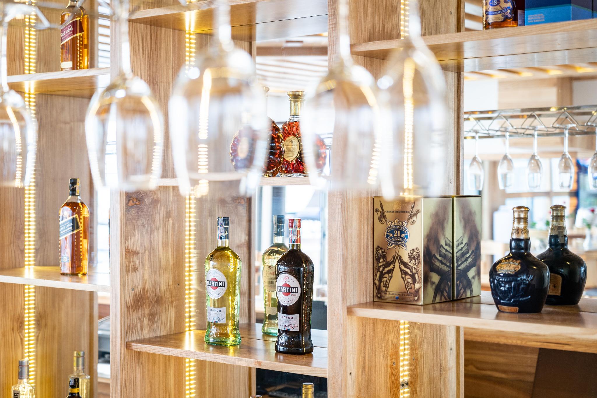 Đồ ăn và thức uống