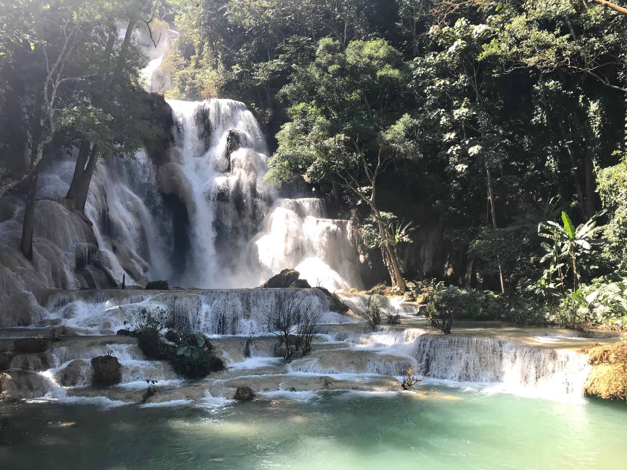 Nơi tham quan gần đây