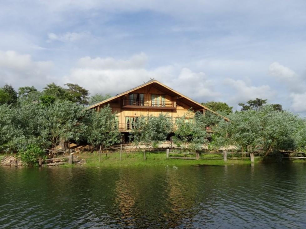 Ngoại cảnh khách sạn