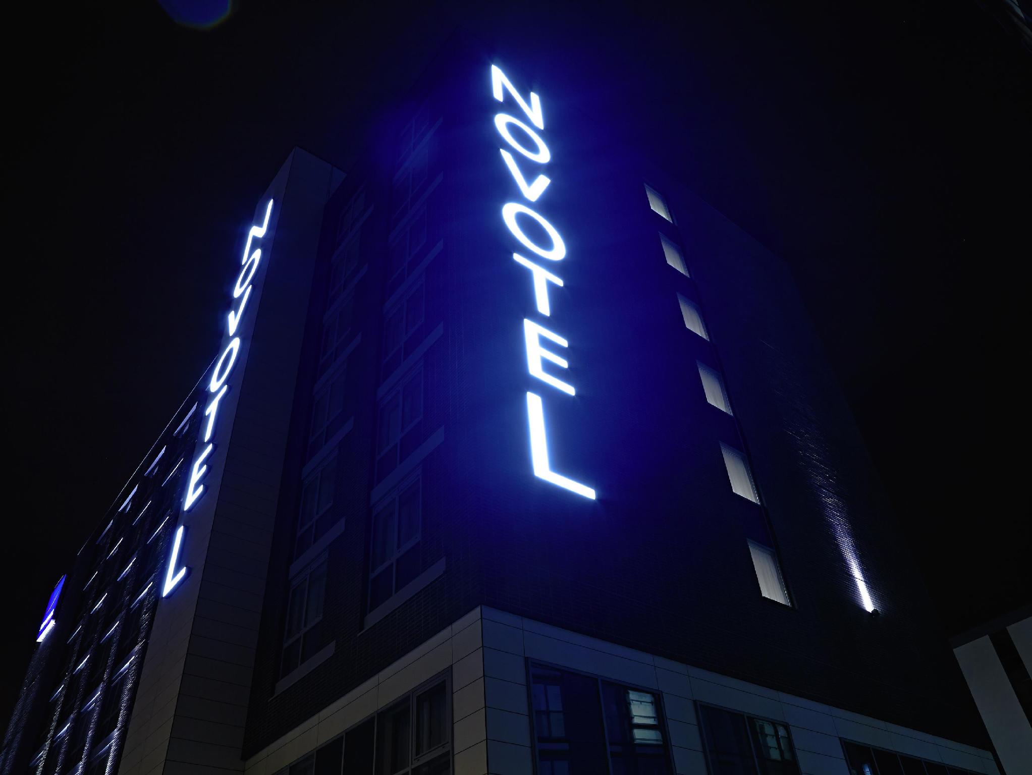 Ngoại cảnh khách sạn