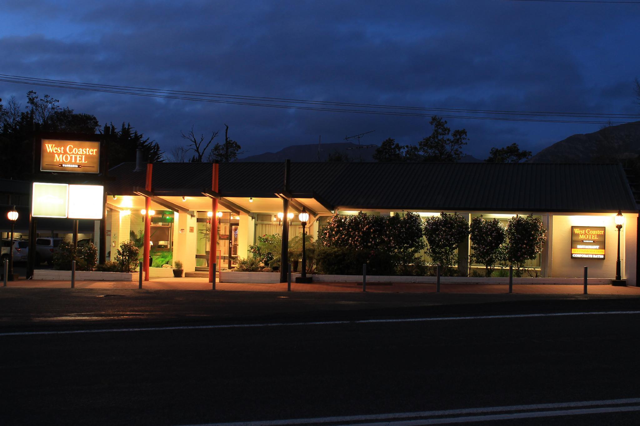 Ngoại cảnh khách sạn