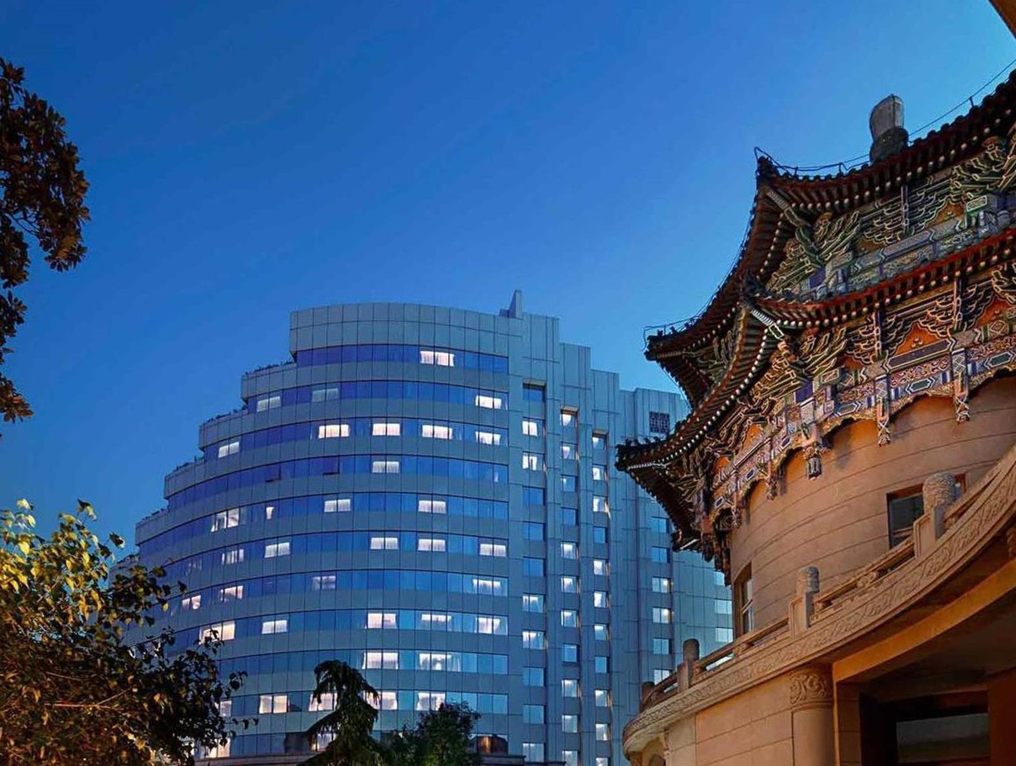 Ngoại cảnh khách sạn