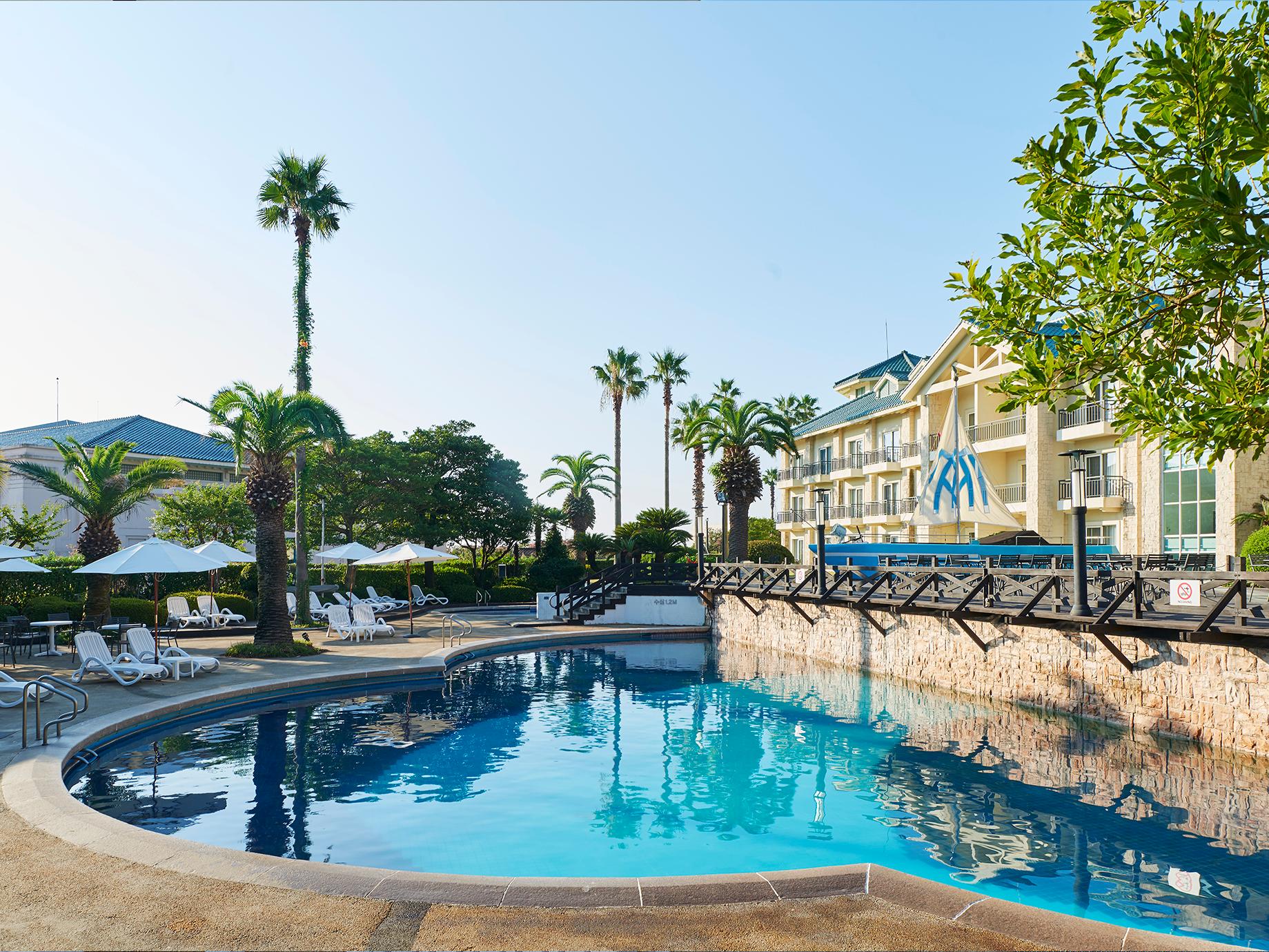 Ngoại cảnh khách sạn