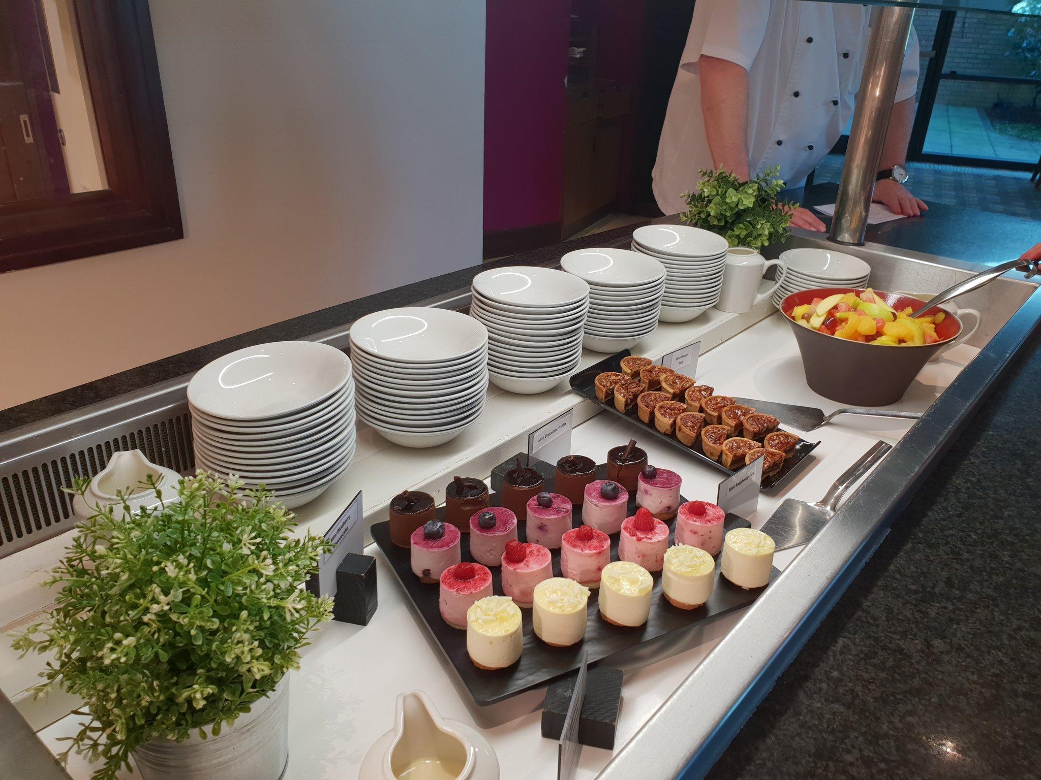 Đồ ăn và thức uống