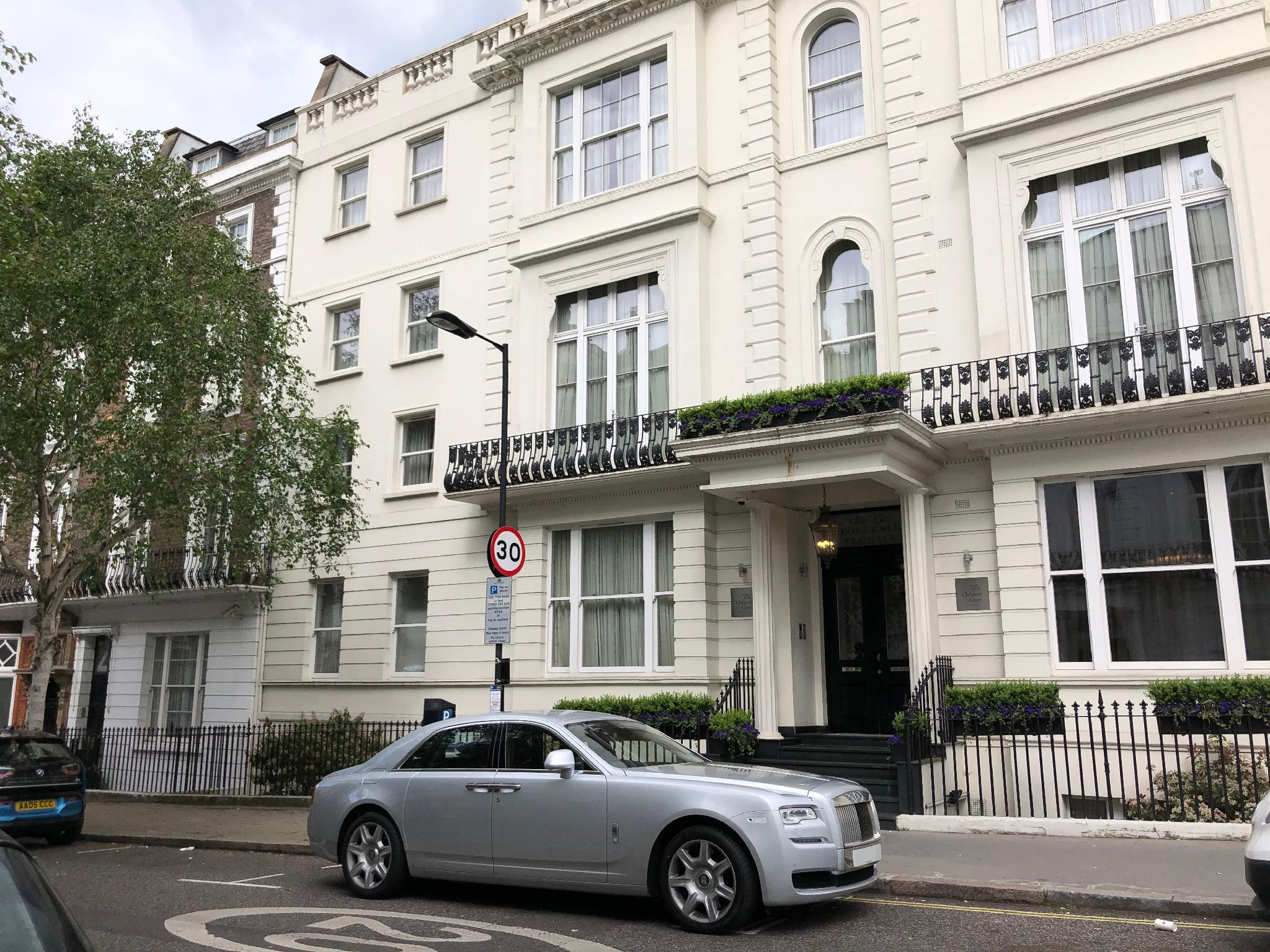 Ngoại cảnh khách sạn