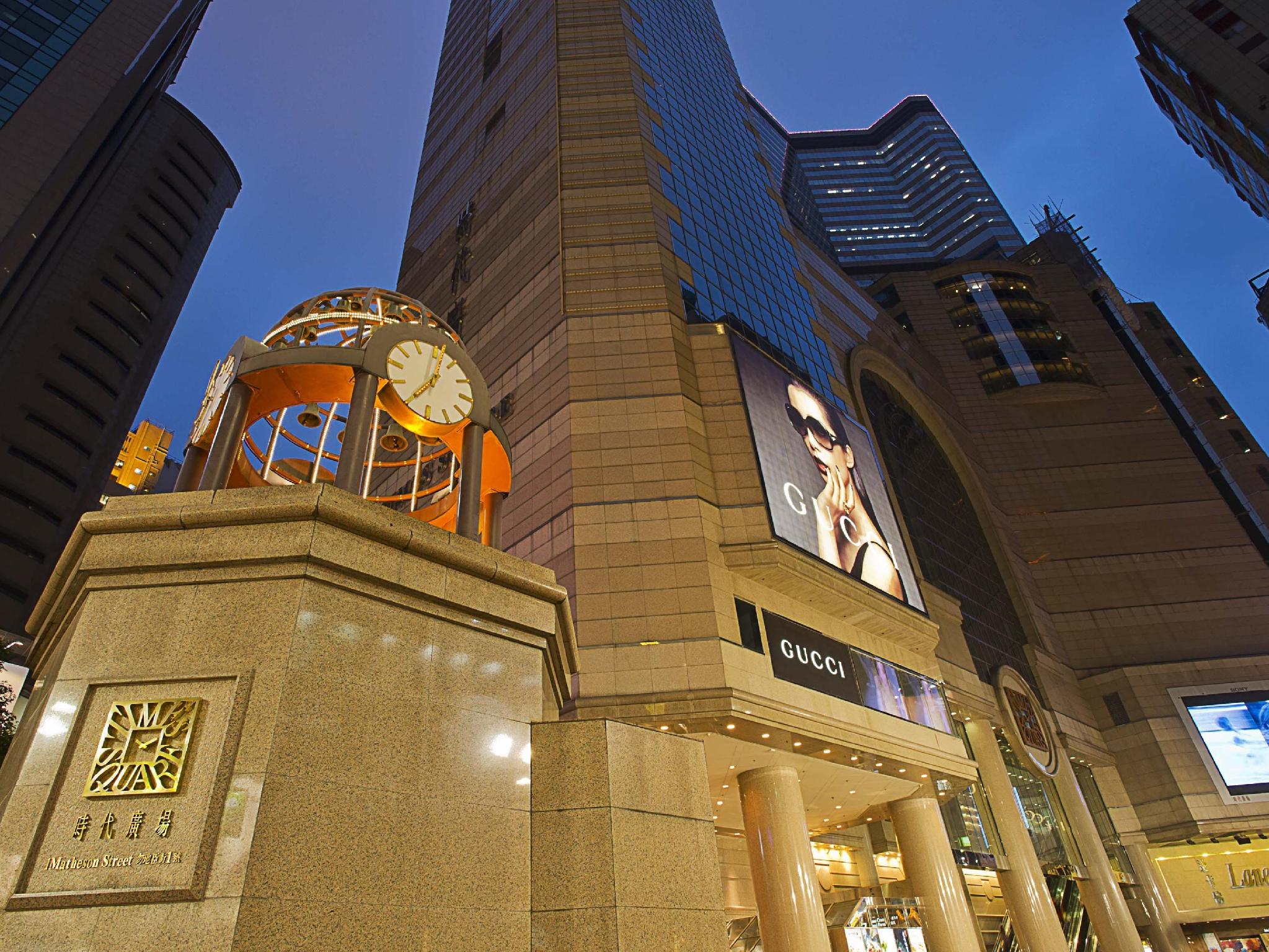 Nơi tham quan gần đây