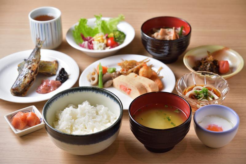 Đồ ăn và thức uống