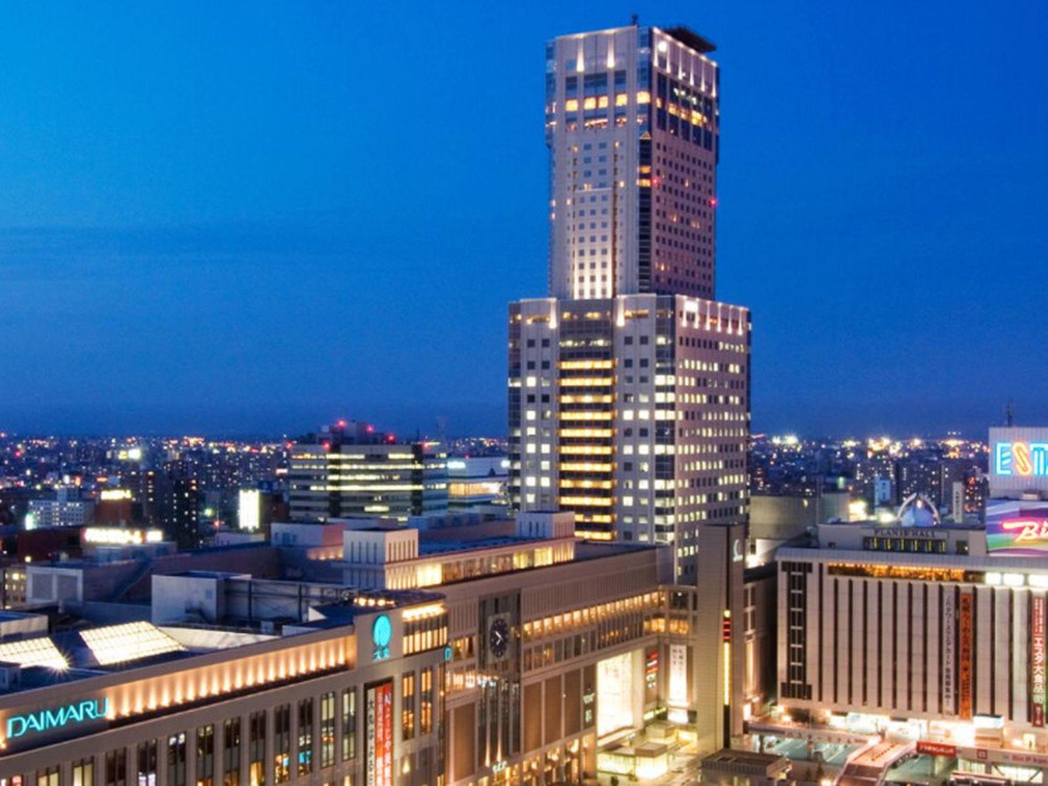 Khu vực xung quanh