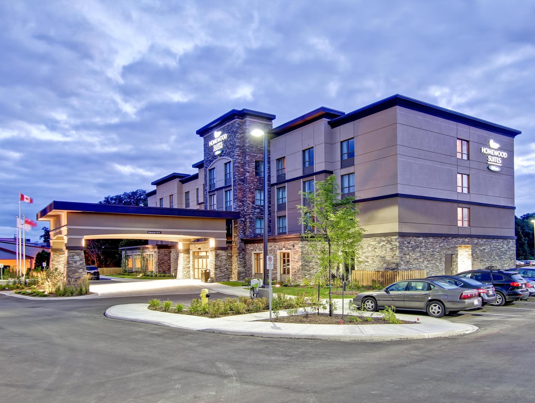 Ngoại cảnh khách sạn