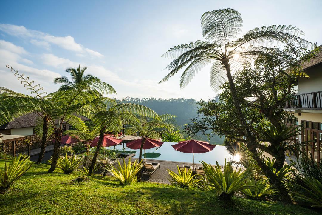 Ngoại cảnh khách sạn