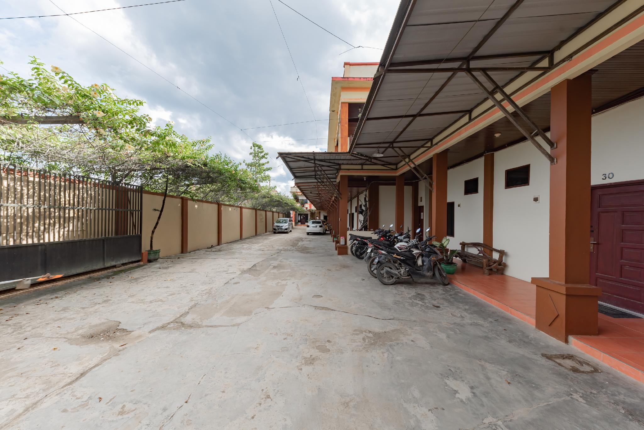 Ngoại cảnh khách sạn