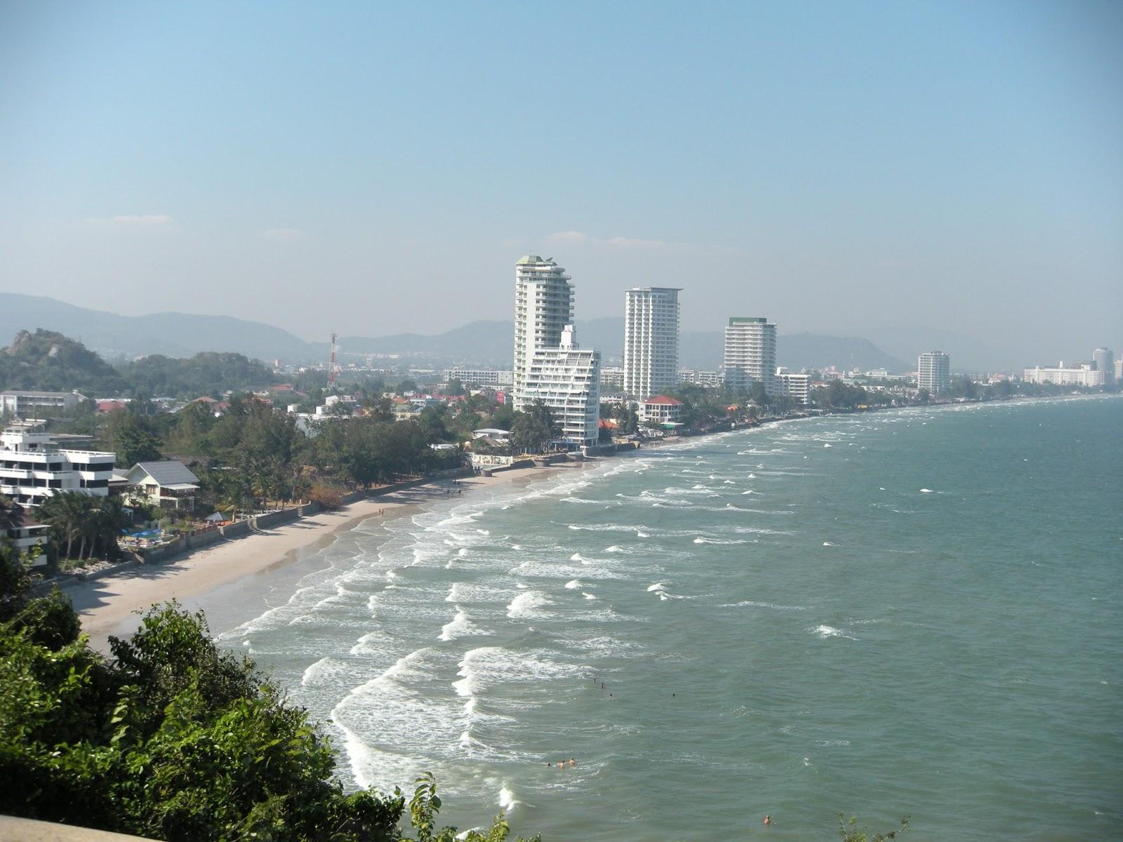 Nơi tham quan gần đây