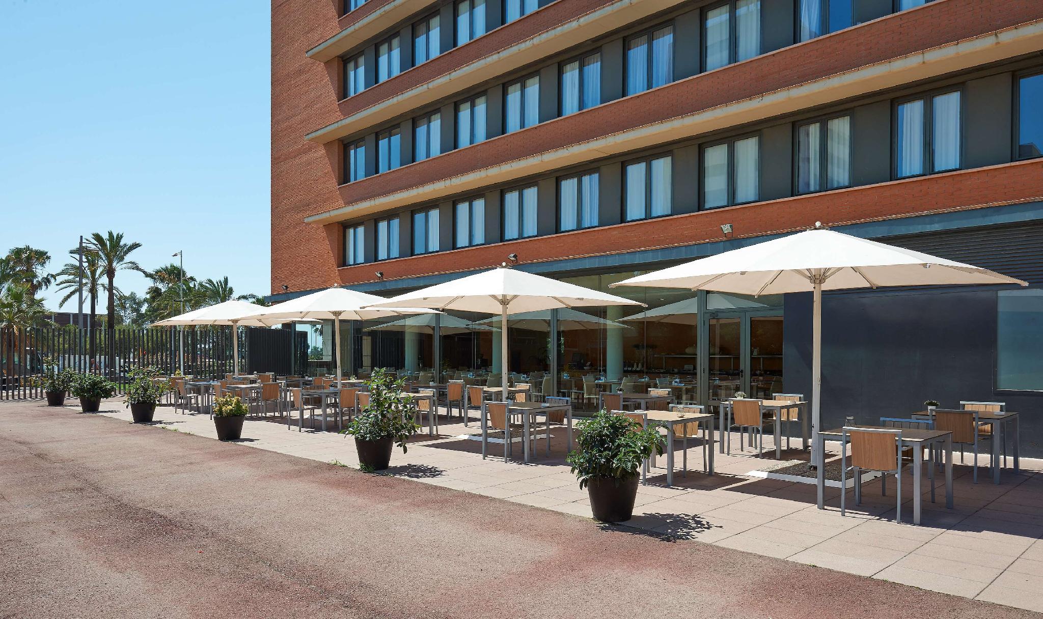 Ngoại cảnh khách sạn