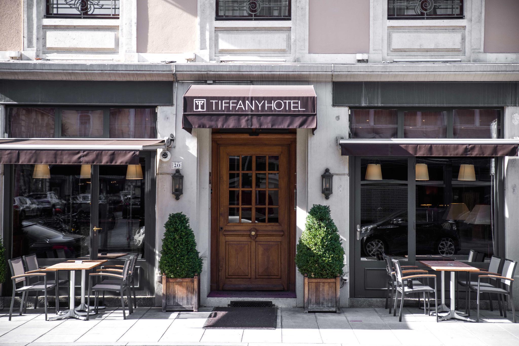 Ngoại cảnh khách sạn