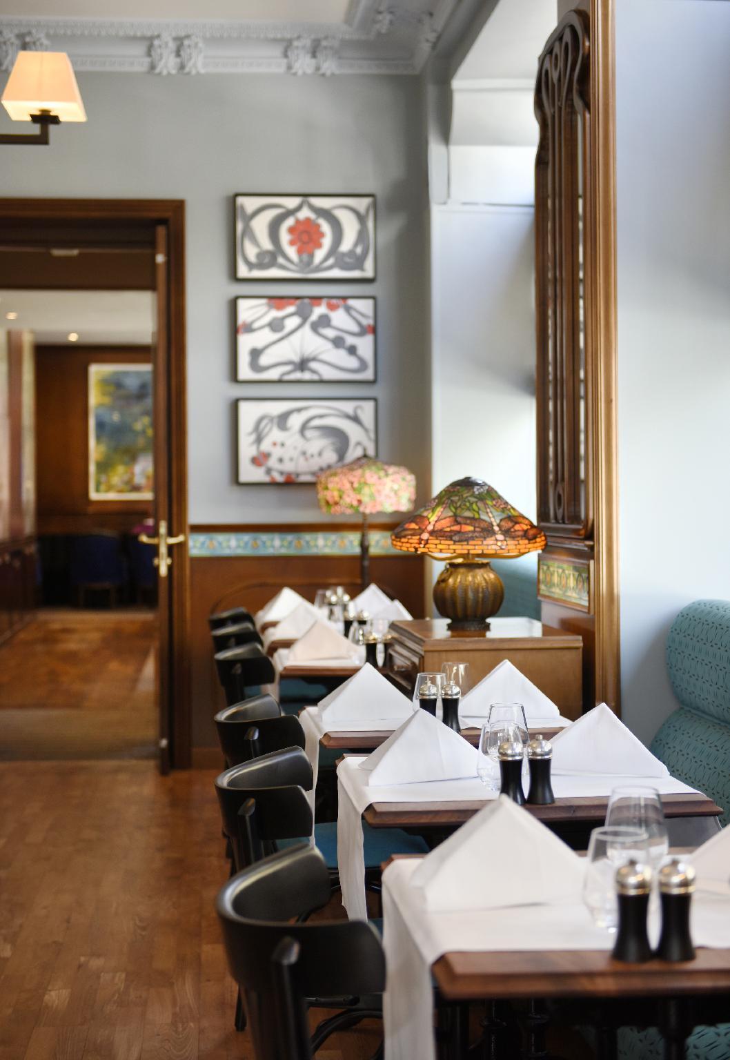 Đồ ăn và thức uống