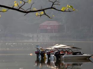 Nơi tham quan gần đây