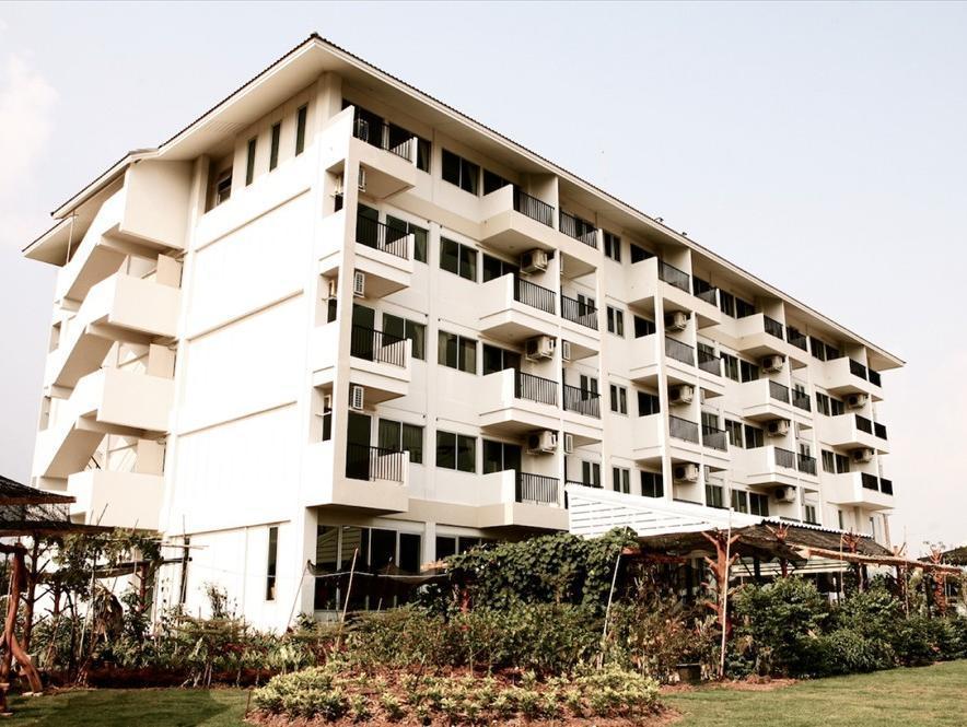 Ngoại cảnh khách sạn