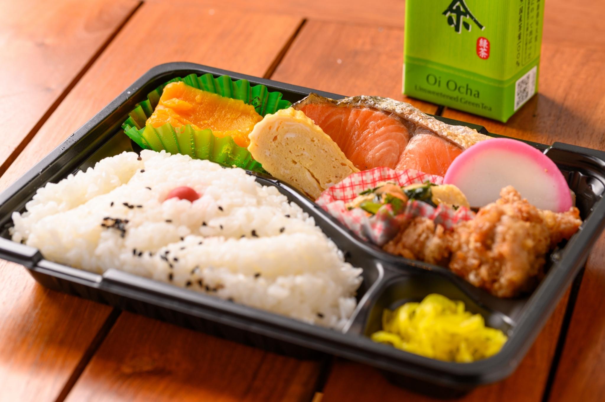 Đồ ăn và thức uống