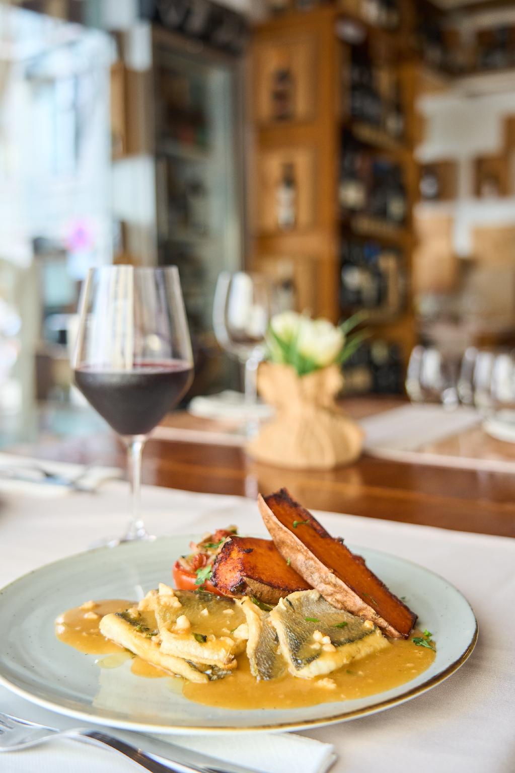 Đồ ăn và thức uống