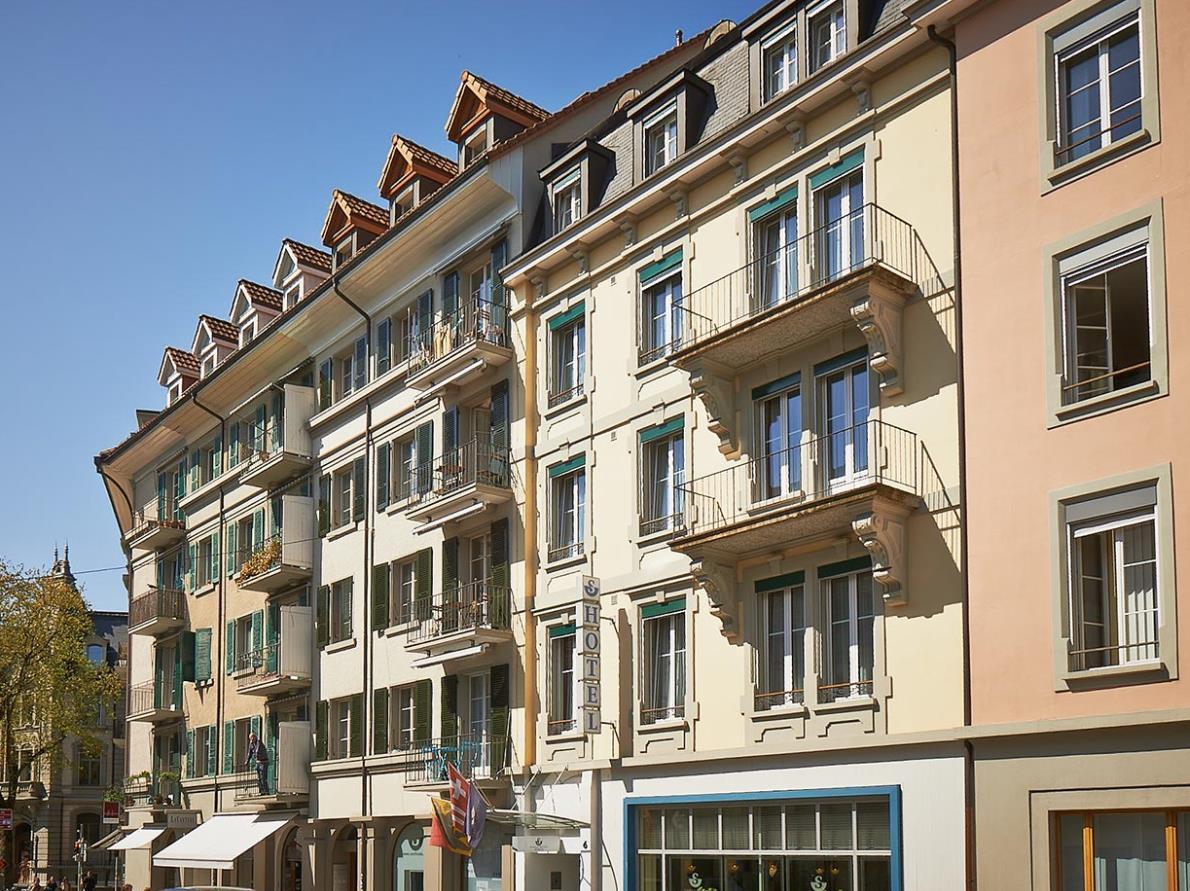 Ngoại cảnh khách sạn