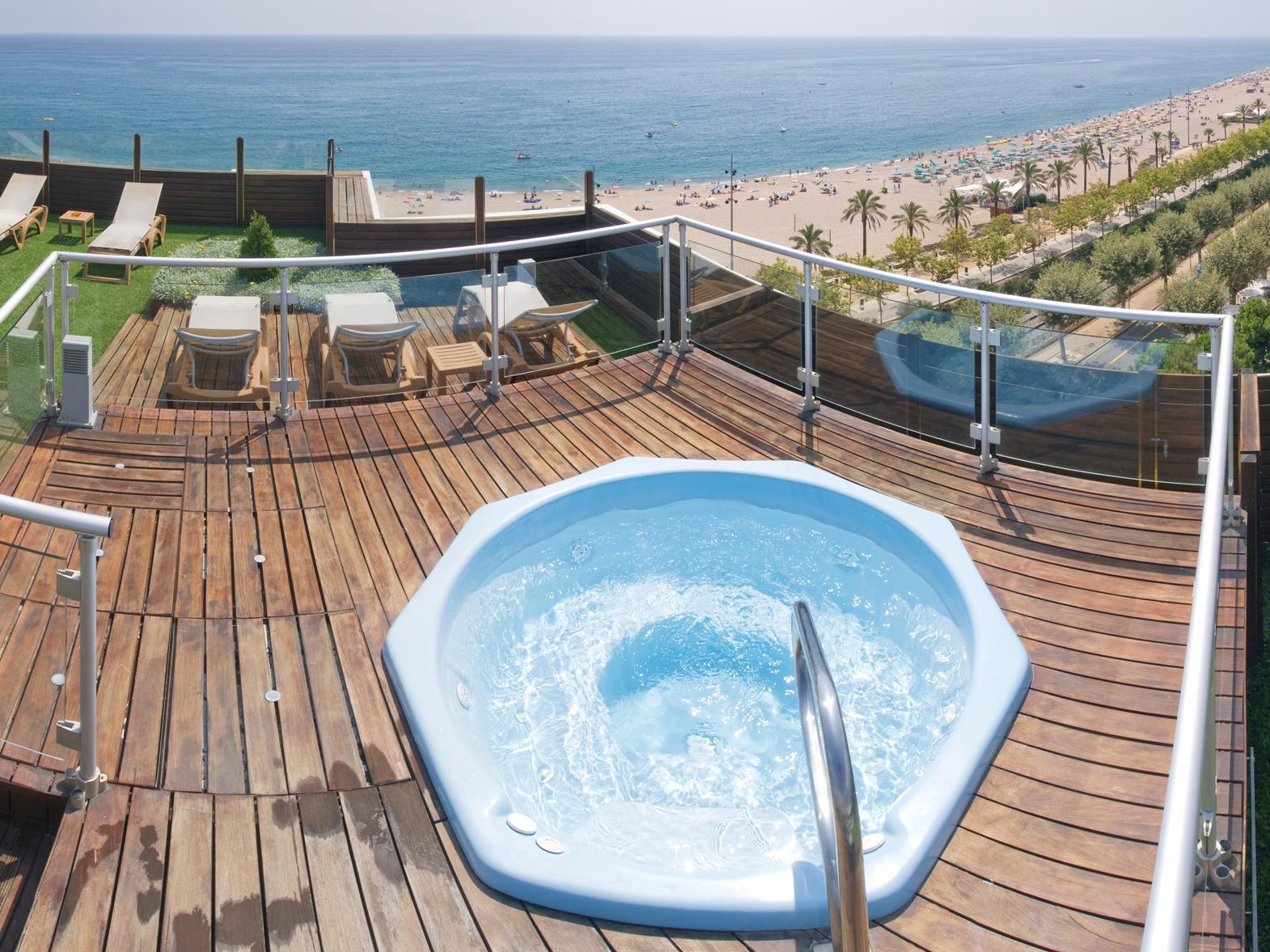 Bồn tắm nước nóng