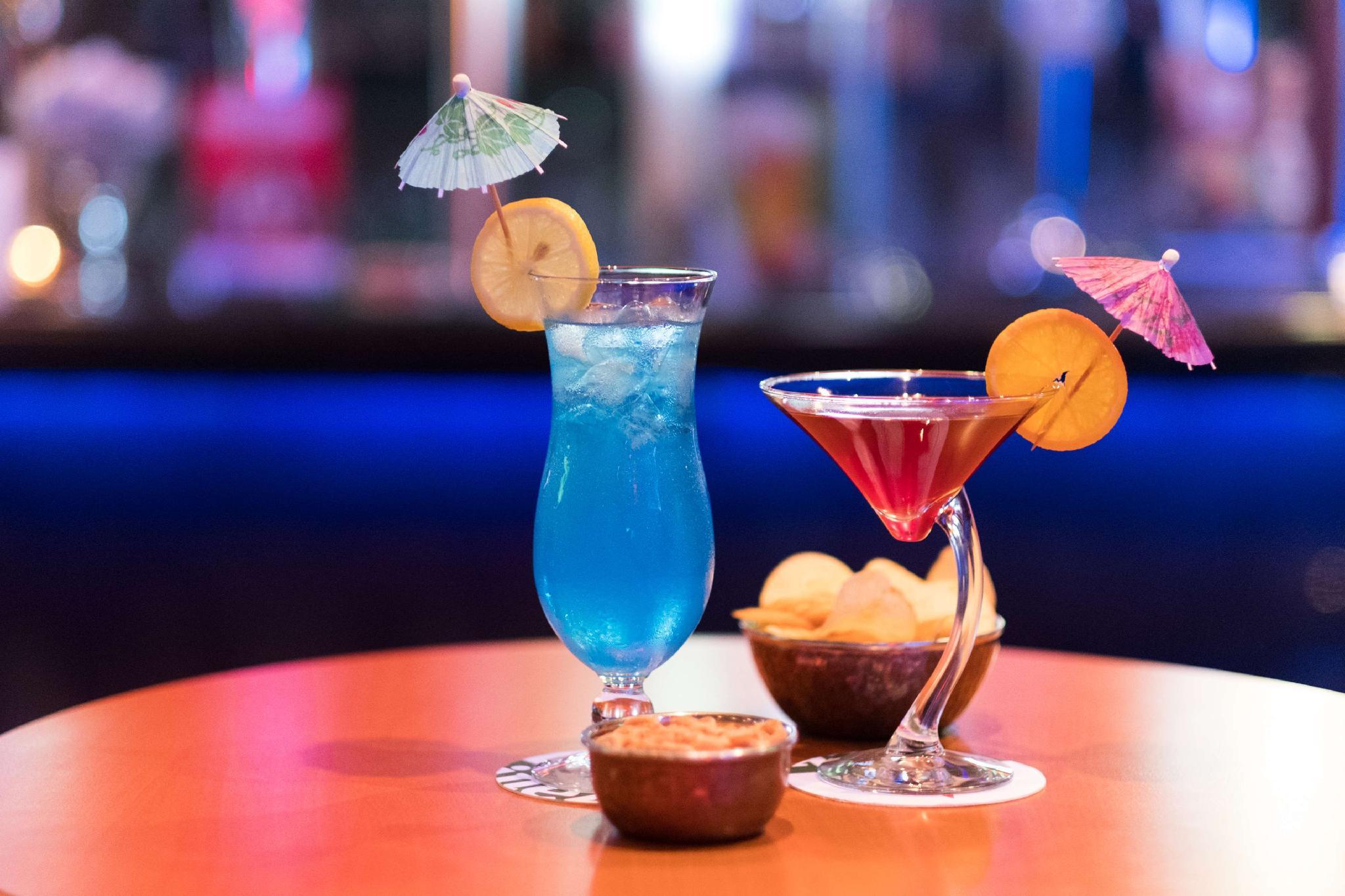 Đồ ăn và thức uống