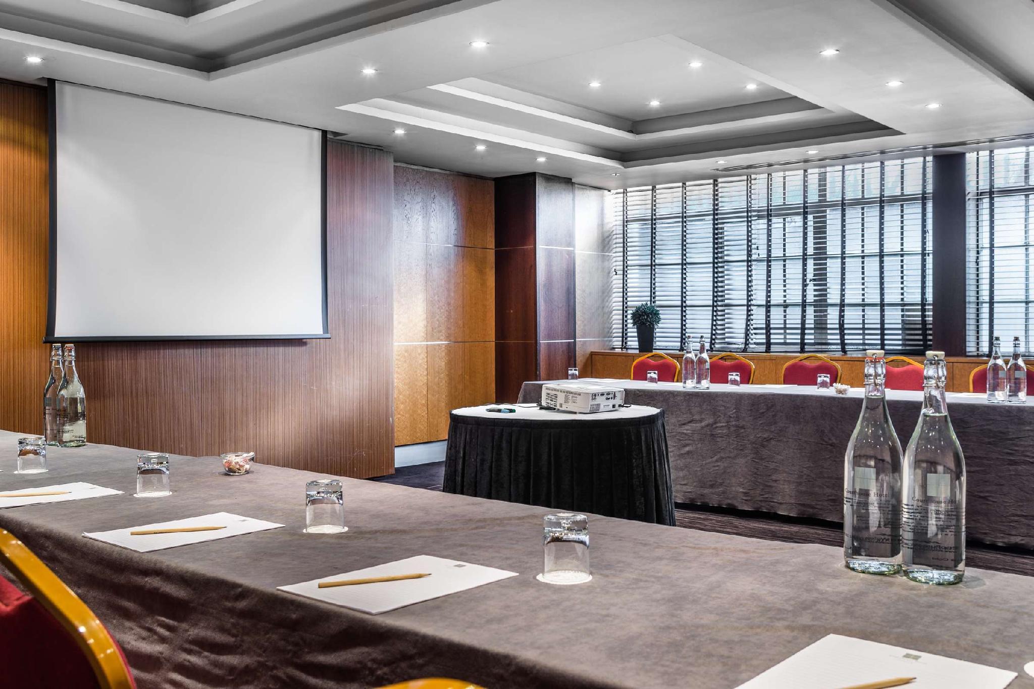 Ngoại cảnh khách sạn