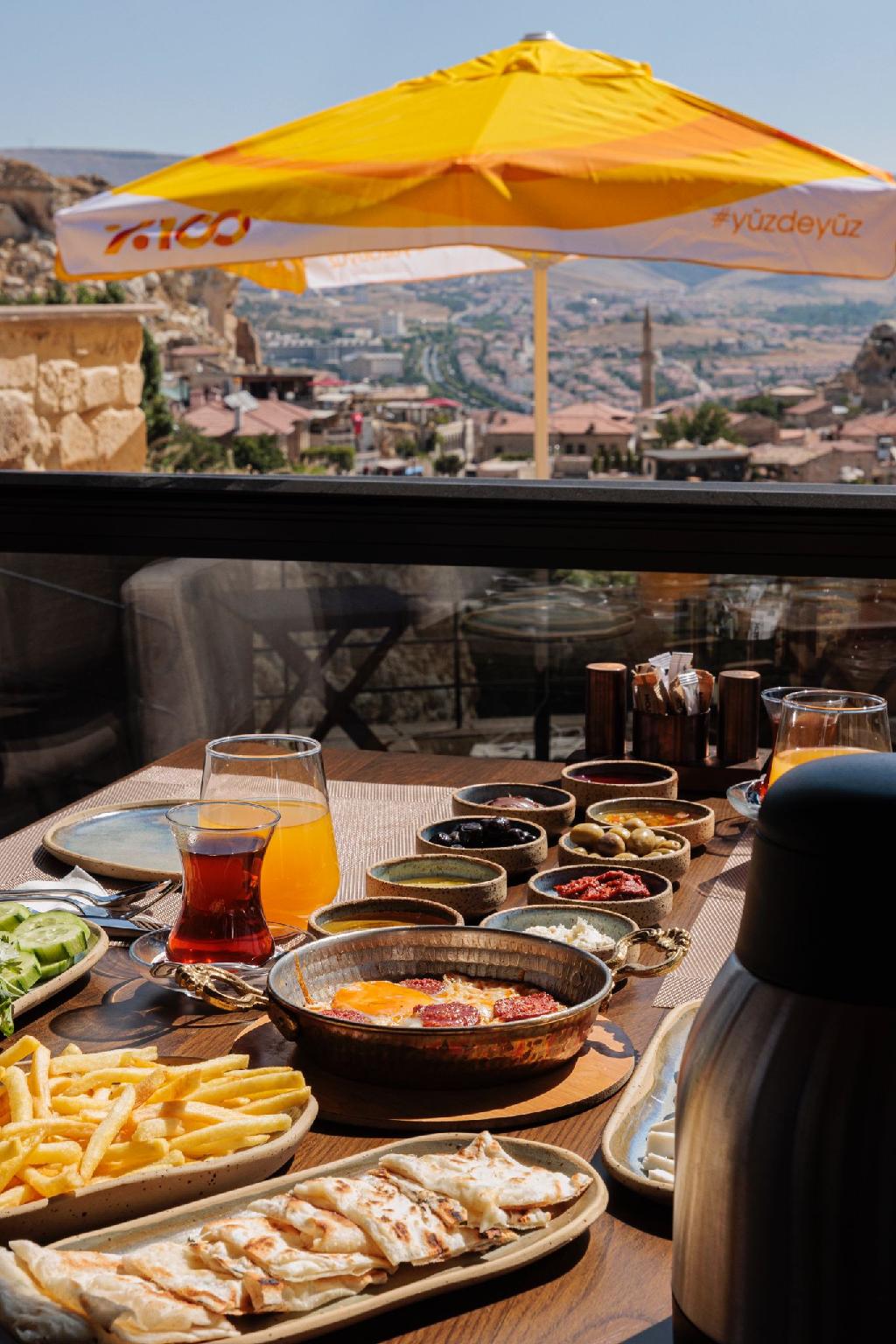 Đồ ăn và thức uống