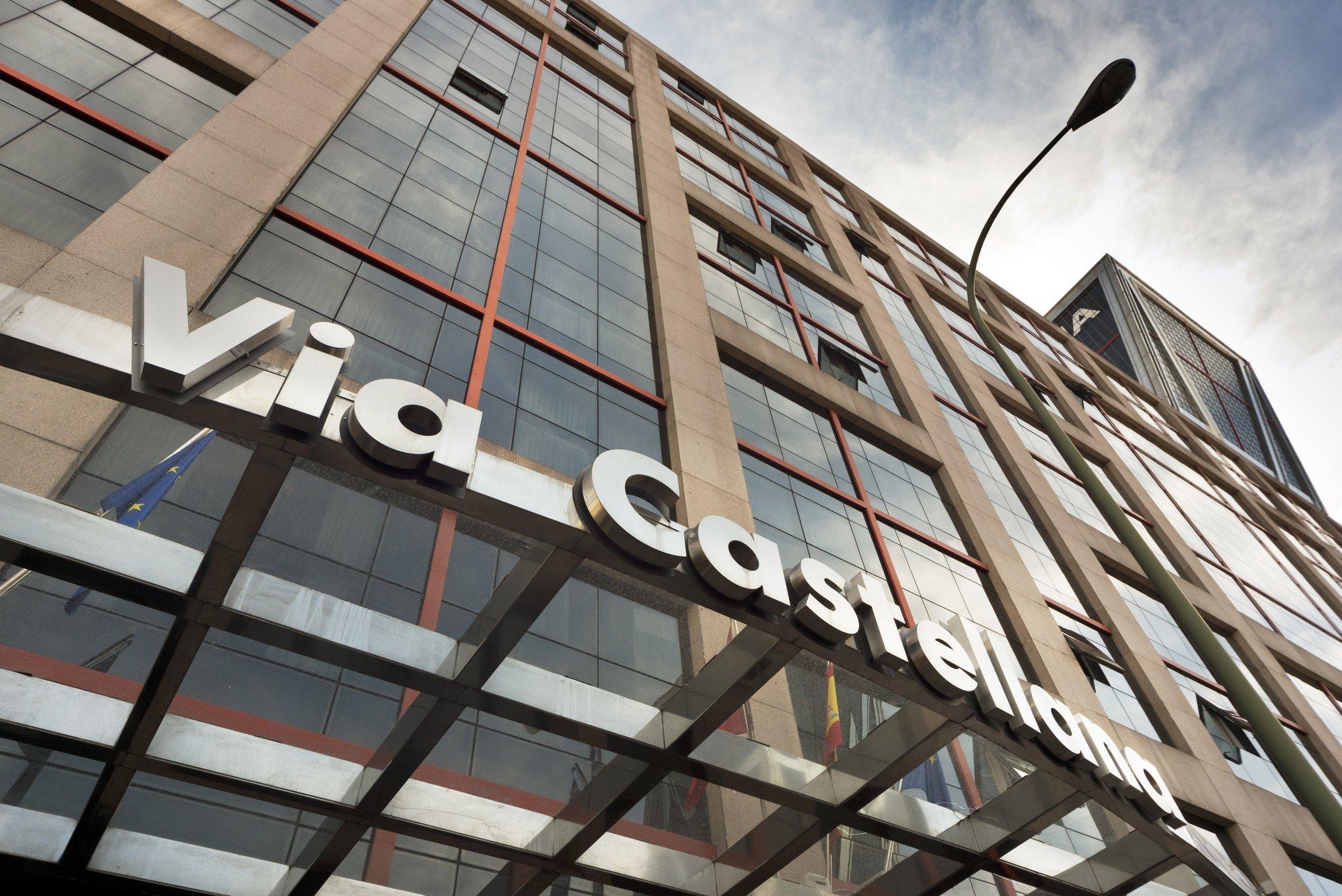 Ngoại cảnh khách sạn