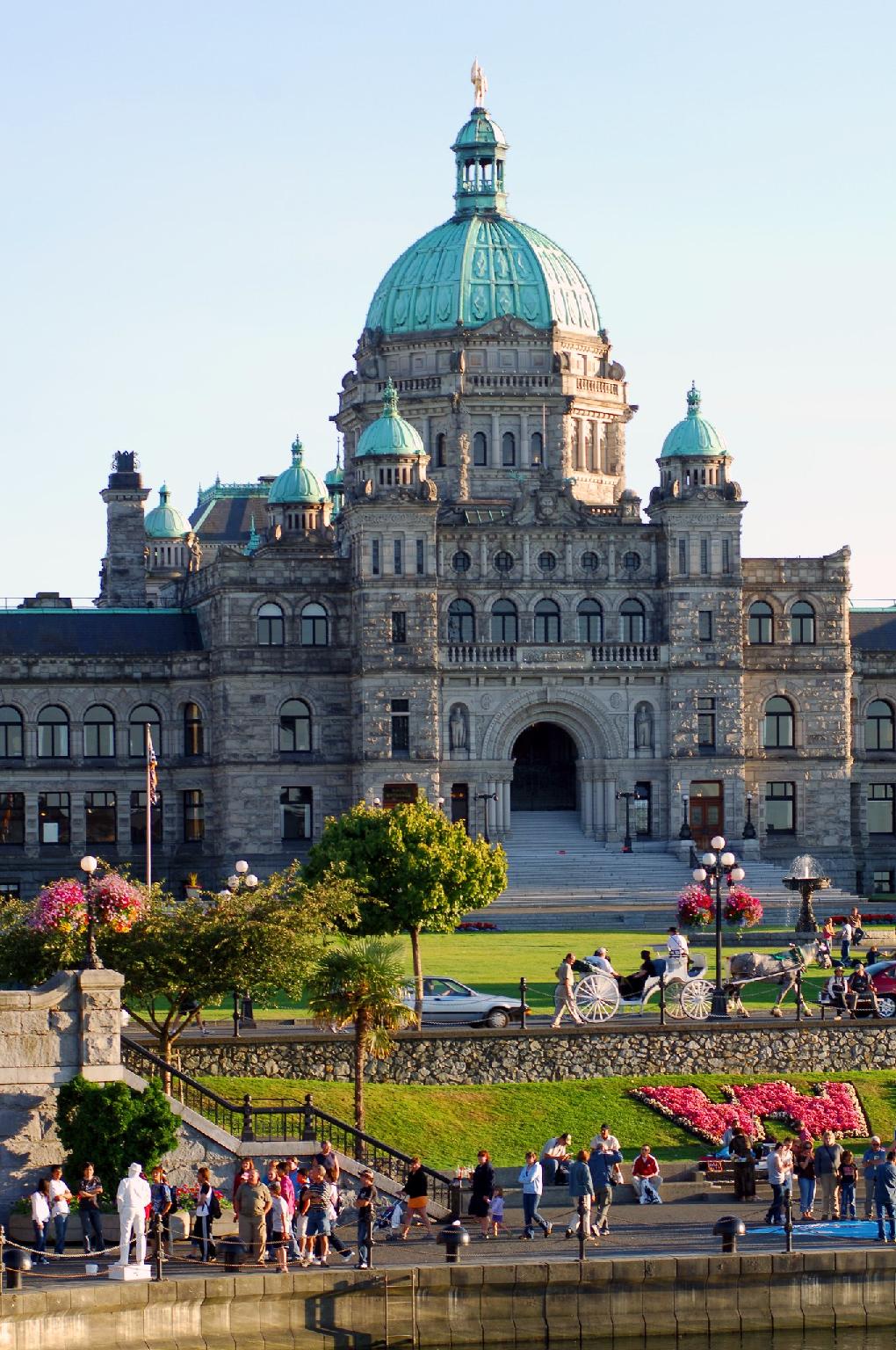 Nơi tham quan gần đây