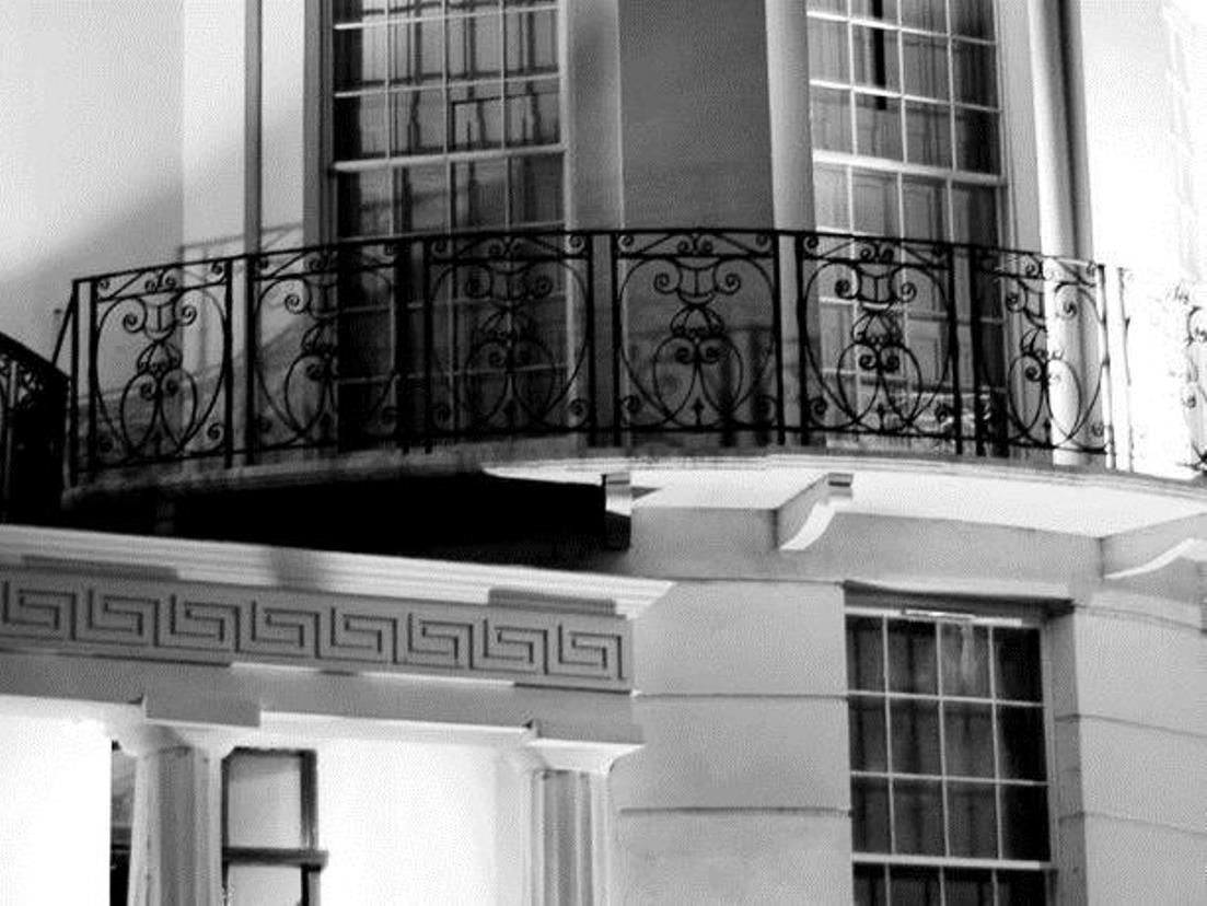 Ngoại cảnh khách sạn