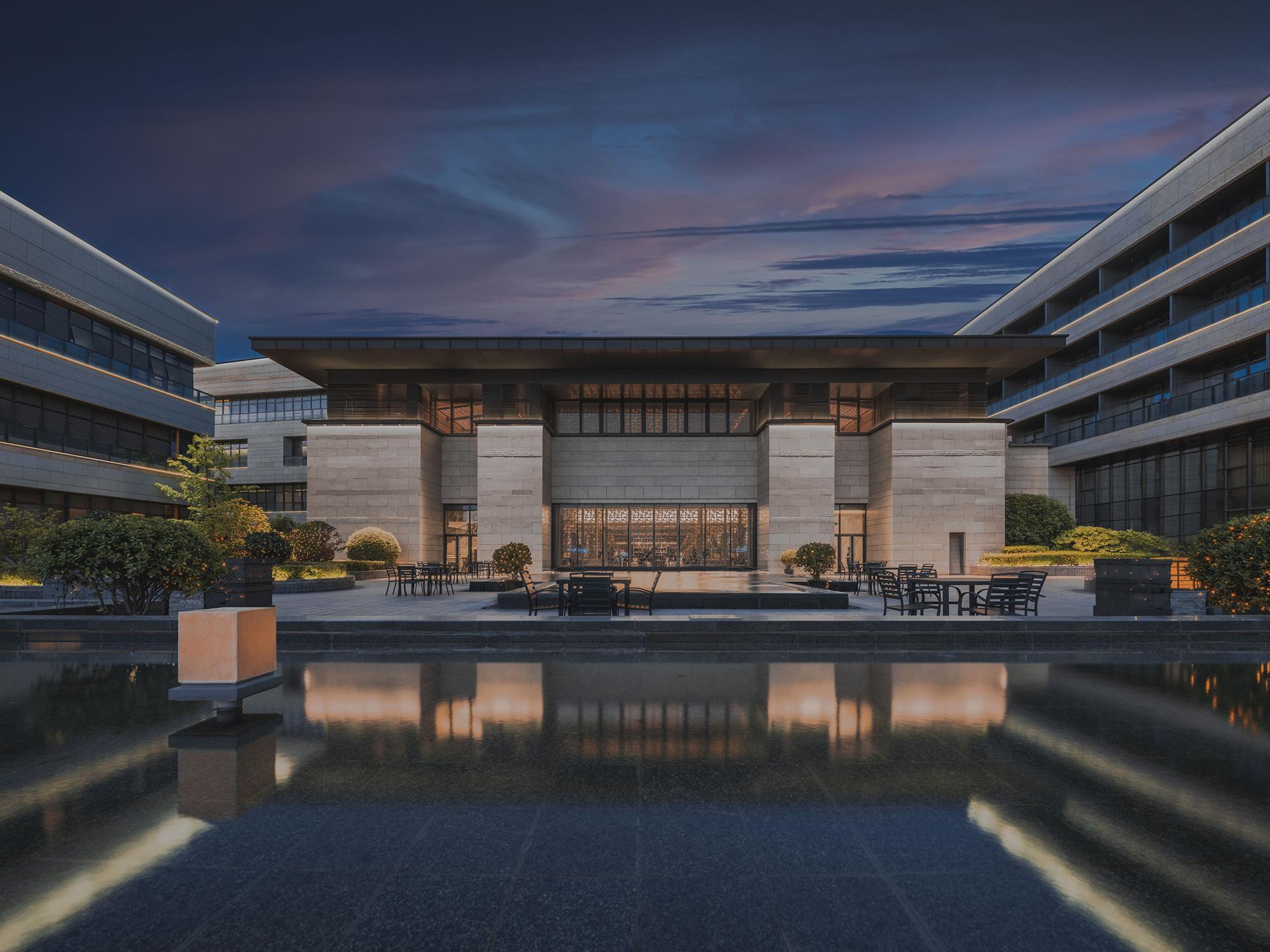 Ngoại cảnh khách sạn