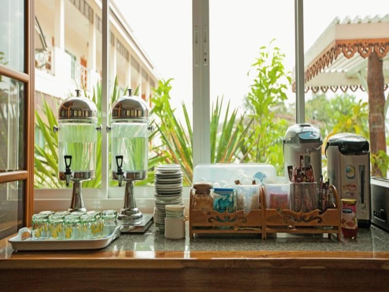 Đồ ăn và thức uống