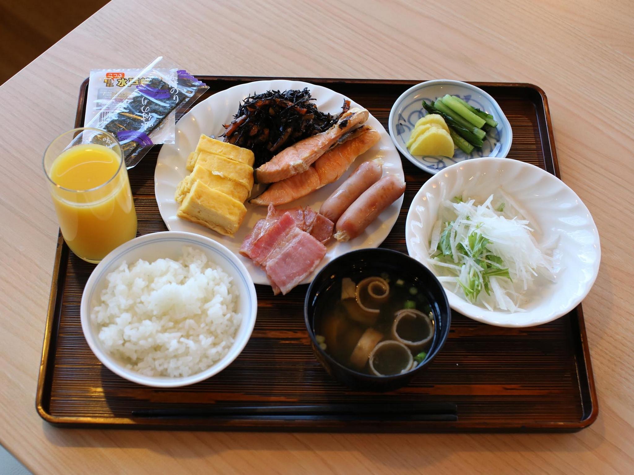 Đồ ăn và thức uống