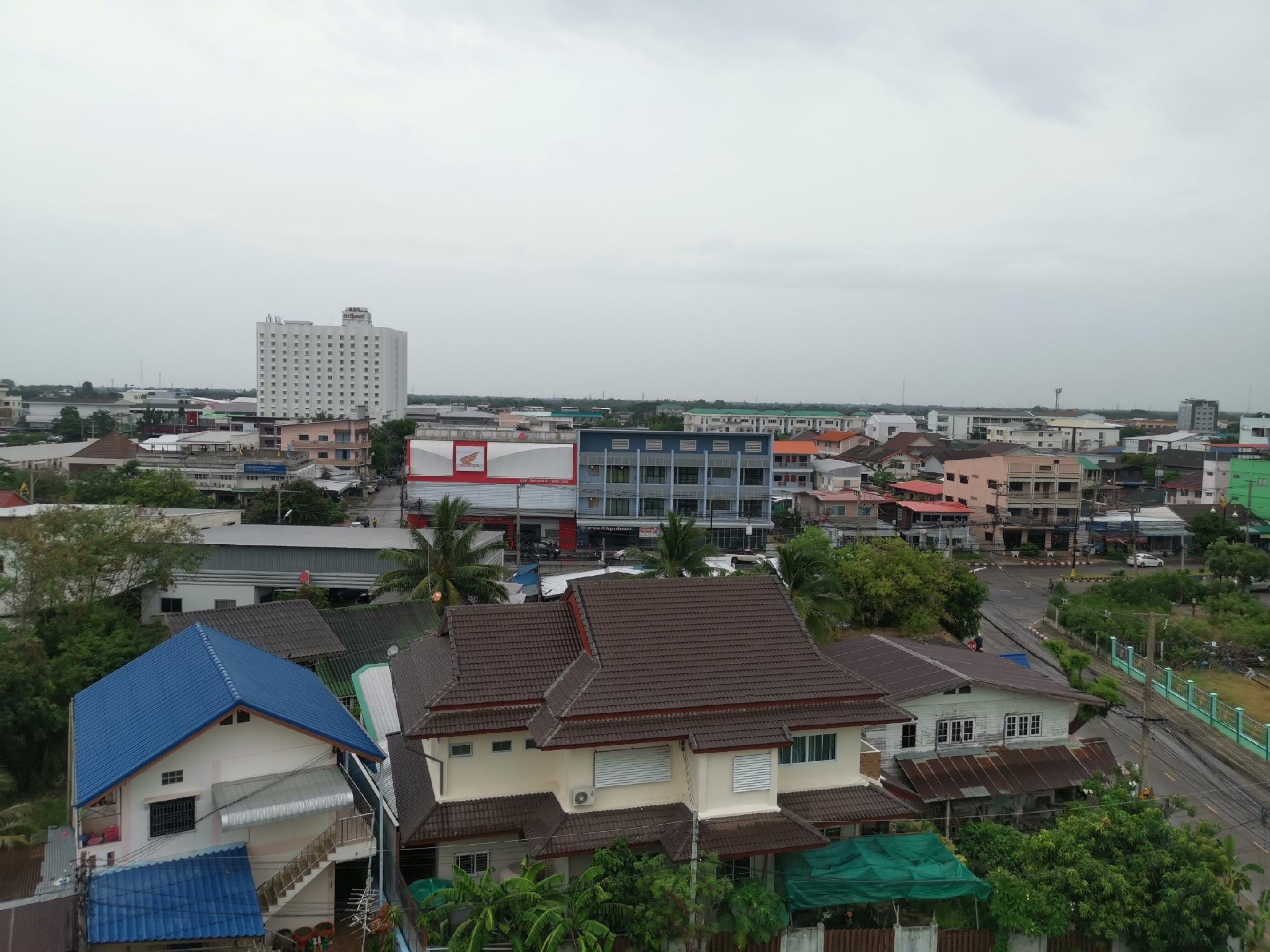 Khu vực xung quanh