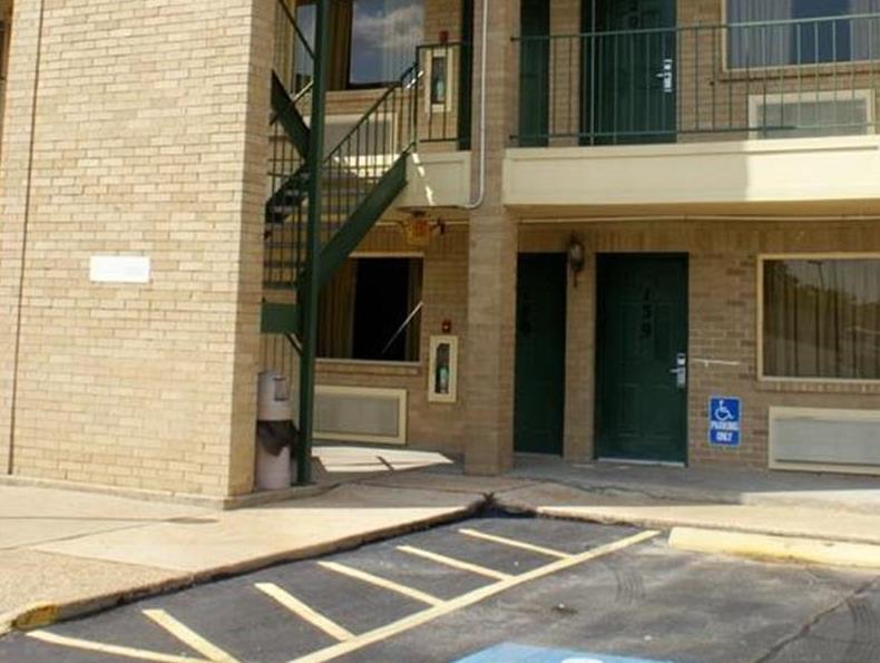 Ngoại cảnh khách sạn