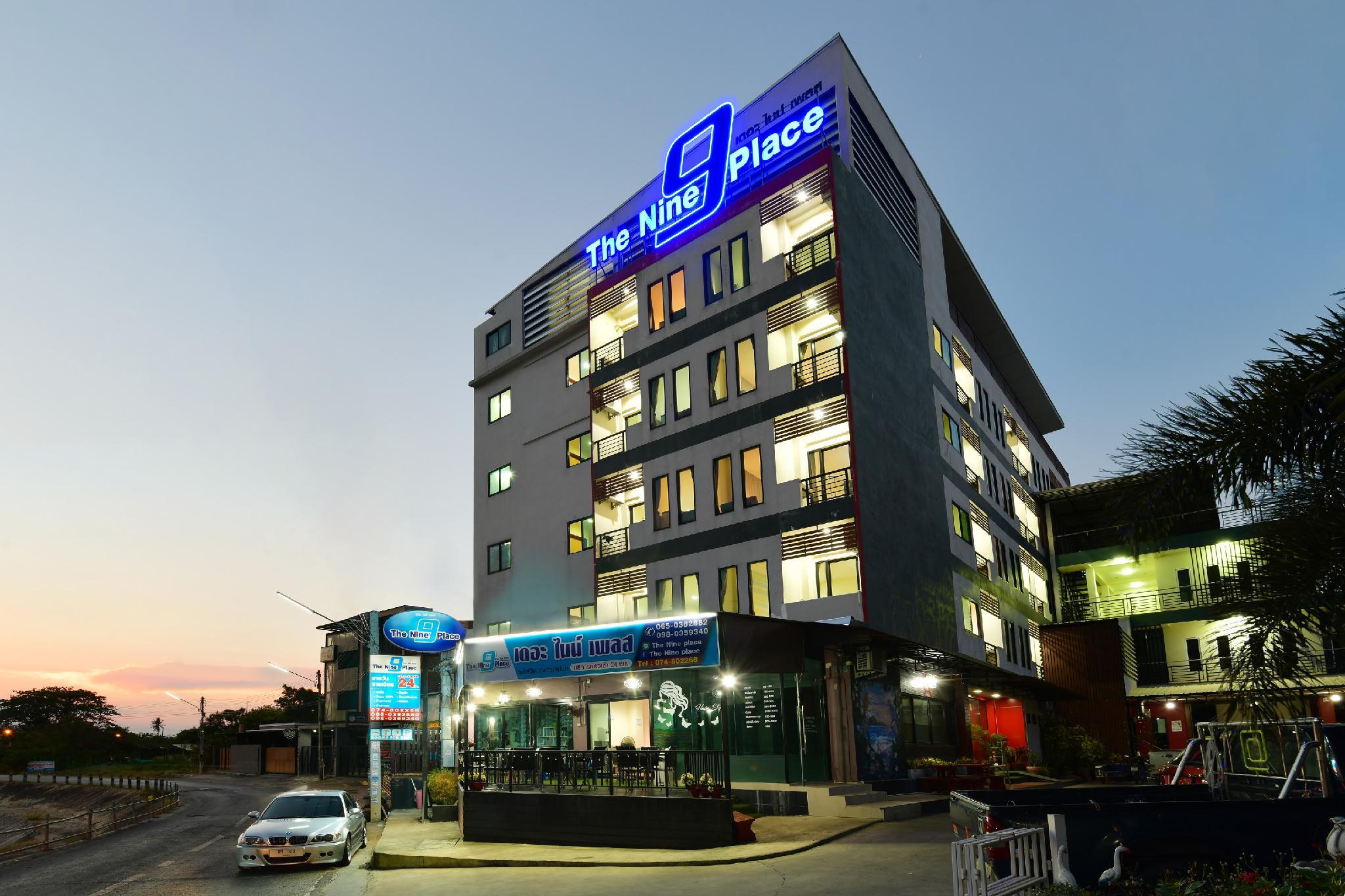 Ngoại cảnh khách sạn