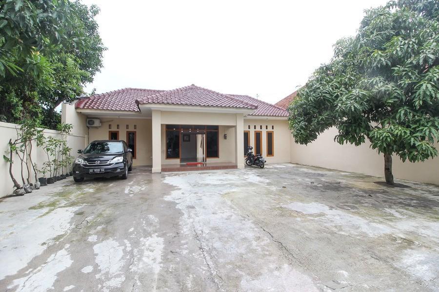 Ngoại cảnh khách sạn